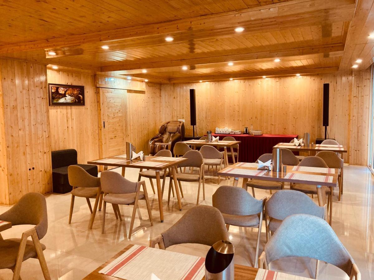 Winterline Resort Near Mall Road Manali - Centrally Heated & Air Cooled Exterior photo